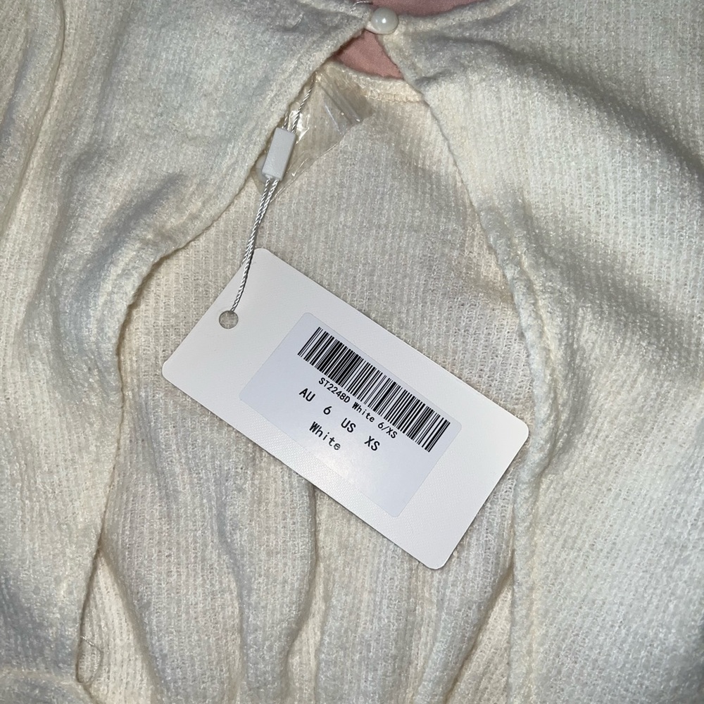 White Ruffled Romper - Picture 6 of 6